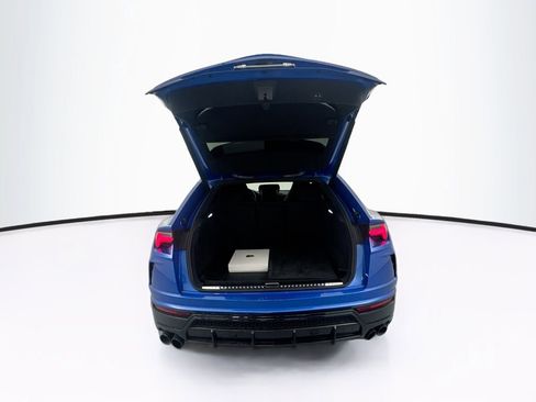 Used 2022 Lamborghini Urus AWD/4WD image 28
