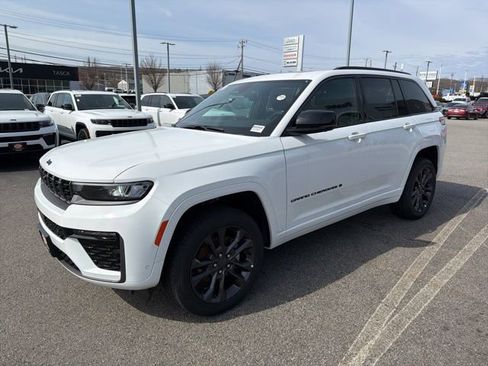 New 2026 Jeep Grand Cherokee Limited AWD/4WD image 6