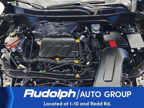 Used 2025 Chevrolet Trax LT w/ LT Convenience Package FWD image 28