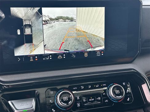 Used 2024 GMC Sierra 2500 AT4 w/ AT4 Premium Plus Package image 31