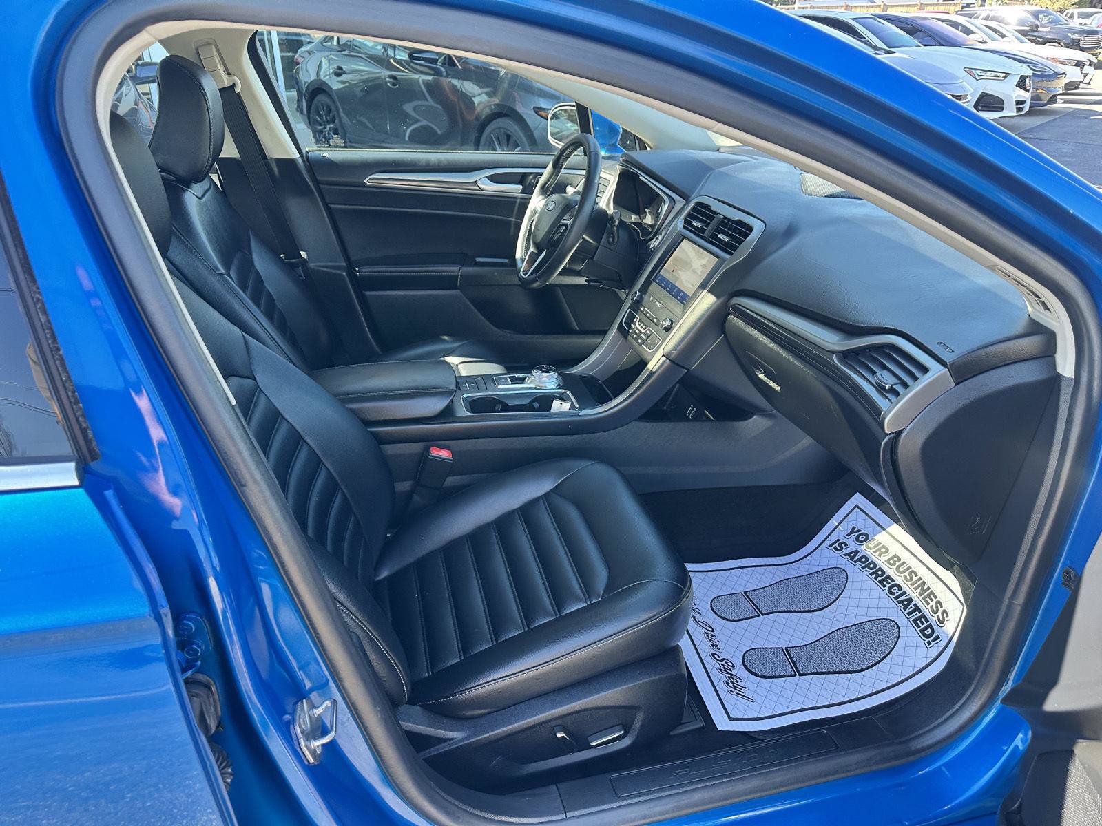 Used 2020 Ford Fusion SEL FWD image 8