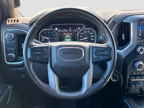 Used 2021 GMC Sierra 1500 Denali w/ Denali Ultimate Package image 11