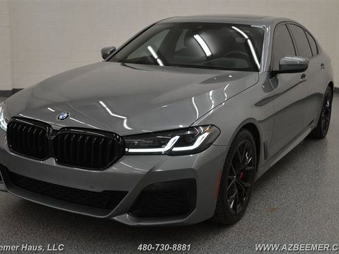 Used 2023 BMW 530i w/ M Sport Package image 2
