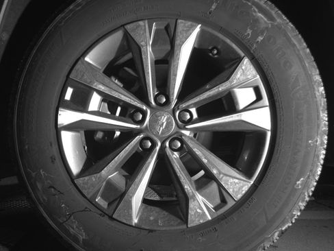 Used 2025 Chevrolet Equinox LT FWD image 12