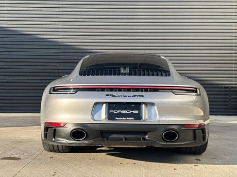 Certified 2022 Porsche 911 Carrera GTS image 6