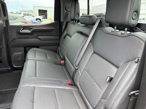 Used 2024 GMC Sierra 1500 Denali w/ Technology Package AWD/4WD image 21