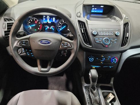 Used 2019 Ford Escape S image 22