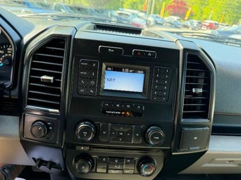 Used 2018 Ford F150 XL w/ Equipment Group 101A Mid RWD image 21