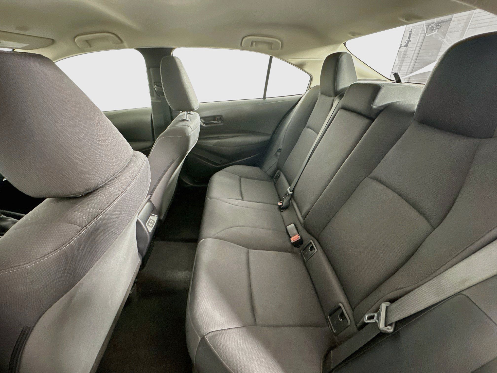 Used 2024 Toyota Corolla LE FWD image 26