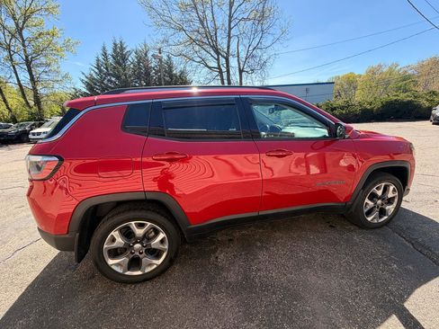 Used 2018 Jeep Compass Limited w/ Navigation Group AWD/4WD image 8
