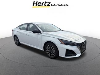 Used 2025 Nissan Altima 2.5 SV video 1