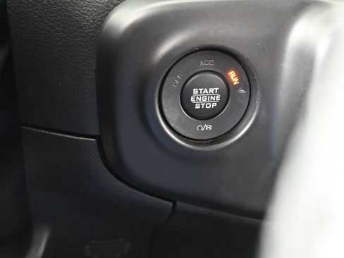 Used 2018 Jeep Wrangler Unlimited Sport S image 25