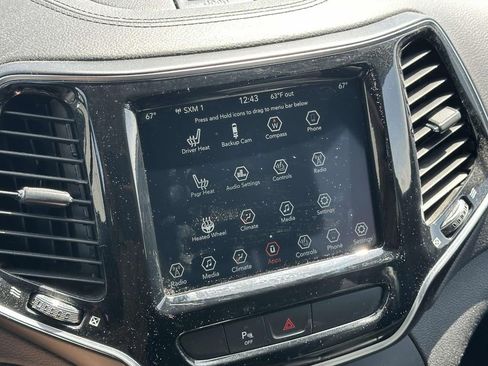 Used 2020 Jeep Cherokee Limited AWD/4WD image 23