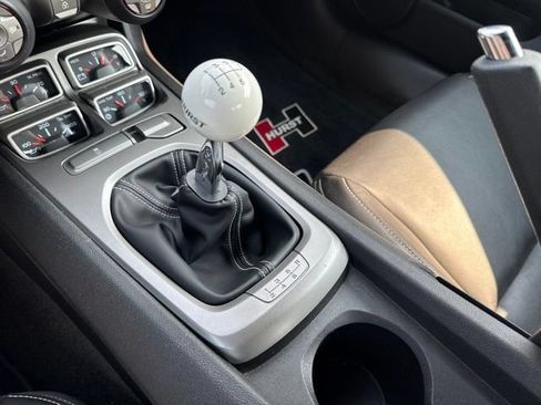 Used 2010 Chevrolet Camaro SS w/ RS Package RWD image 22