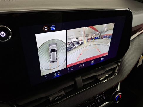 Used 2025 Chevrolet Equinox RS w/ Safety and Technology Package image 21