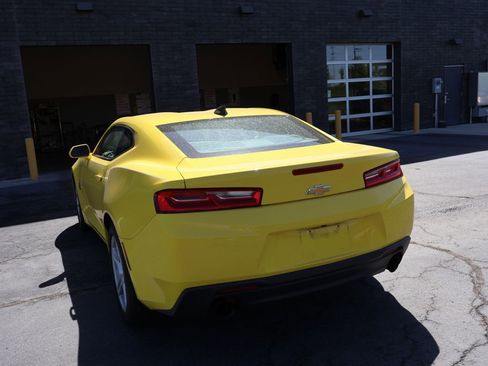 Used 2017 Chevrolet Camaro LT RWD image 14