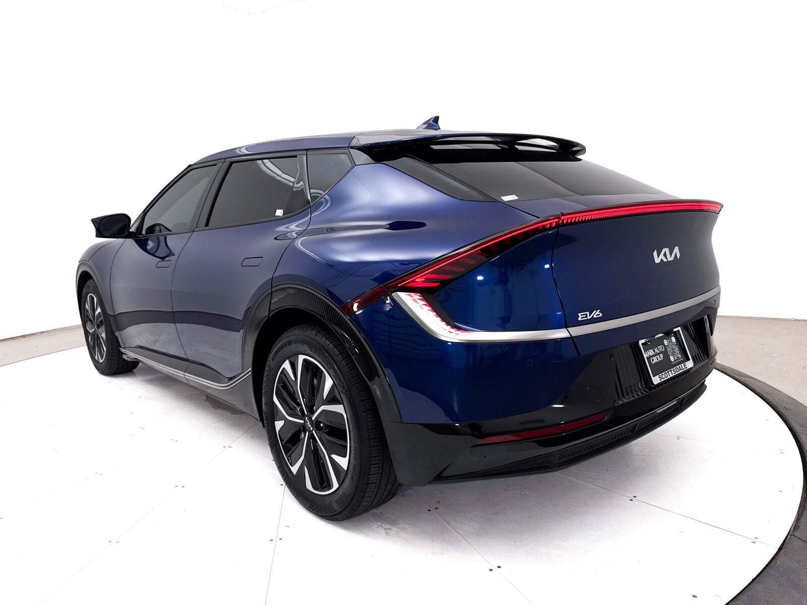 Used 2023 Kia EV6 Wind RWD image 17