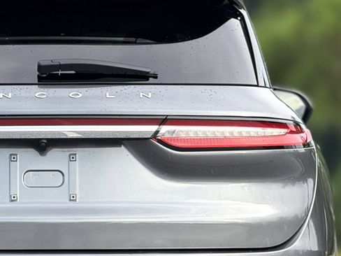 Used 2022 Lincoln Corsair FWD image 14