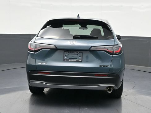 Used 2025 Honda HR-V Sport image 4