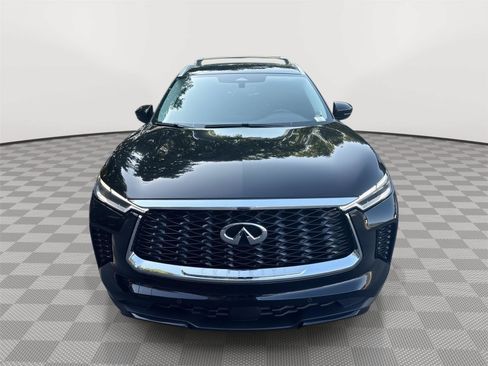 Used 2025 INFINITI QX60 Luxe w/ Cargo Package FWD image 3