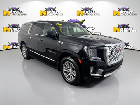 Used 2021 GMC Yukon XL Denali AWD/4WD image 3