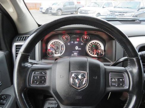 Used 2018 RAM 3500 Big Horn w/ Harvest Edition image 11