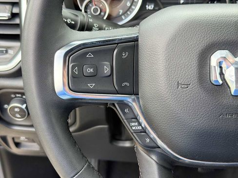 Used 2025 RAM 1500 Laramie AWD/4WD image 20