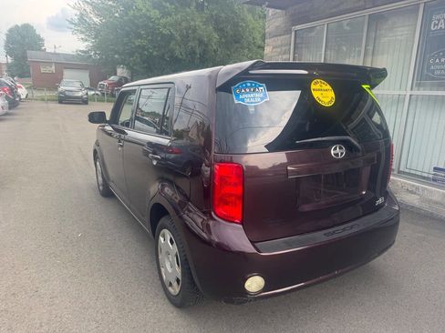 Used 2009 Scion xB image 3