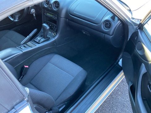 Used 1999 MAZDA MX-5 Miata image 11