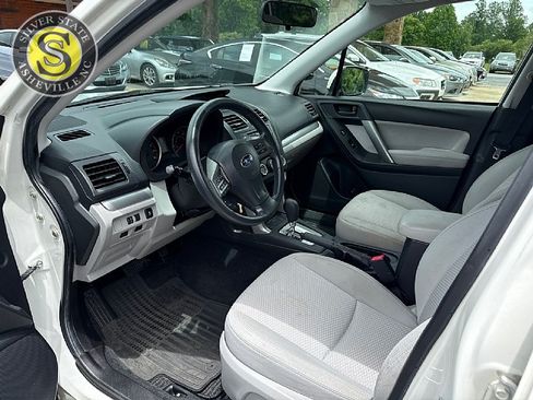 Used 2015 Subaru Forester 2.5i Premium w/ All-Weather Package AWD/4WD image 10