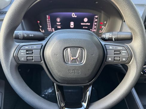 Used 2025 Honda Accord SE image 19