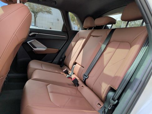 Used 2023 Audi Q3 2.0T Premium Plus w/ Premium Plus Package image 32