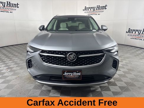 Used 2023 Buick Envision Avenir image 3