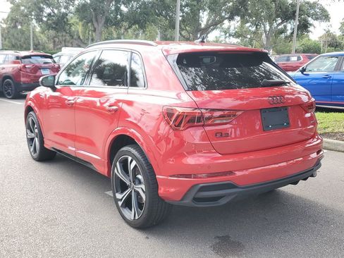 Used 2023 Audi Q3 2.0T Premium Plus image 3