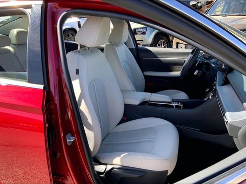 Used 2025 Hyundai Sonata SEL image 8