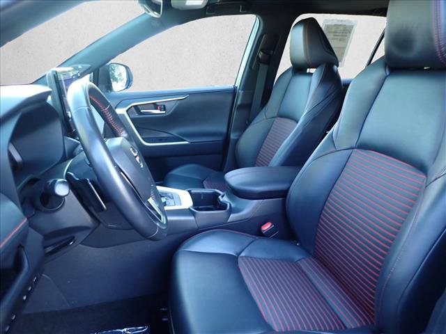 Used 2024 Toyota RAV4 XSE w/ Weather Package AWD/4WD image 12