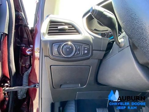 Used 2021 Ford Edge SEL w/ Convenience Package AWD/4WD image 34