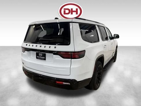 Used 2025 Jeep Wagoneer Series II w/ Premium Group I image 14