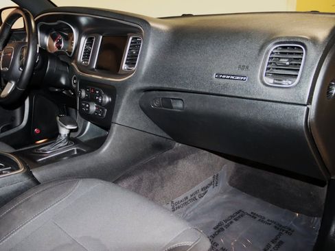 Used 2017 Dodge Charger R/T w/ Beats Audio Group image 57