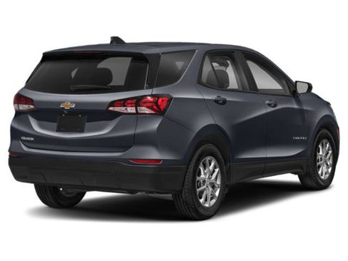 Used 2023 Chevrolet Equinox LT FWD image 2