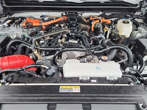 Used 2025 Toyota Tacoma TRD Pro AWD/4WD image 16