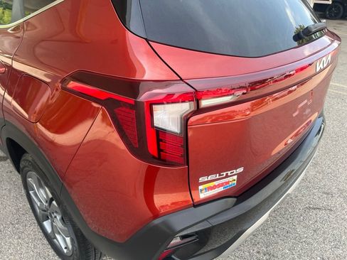 Certified 2024 Kia Seltos S AWD/4WD image 37