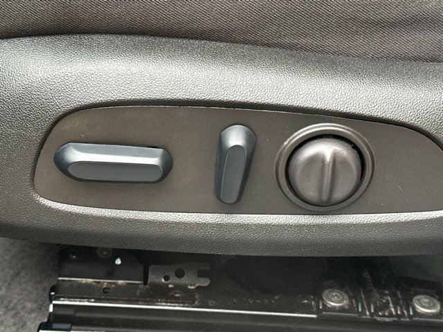 Used 2024 Chevrolet Malibu LT FWD image 34