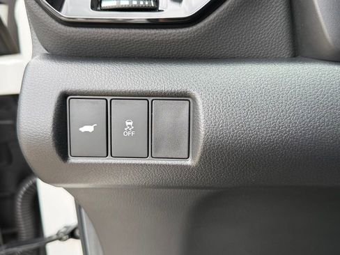 Certified 2025 Honda Pilot Touring image 29