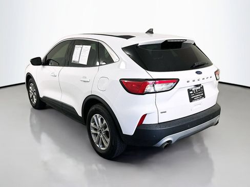 Used 2022 Ford Escape SE w/ Convenience Package FWD image 5