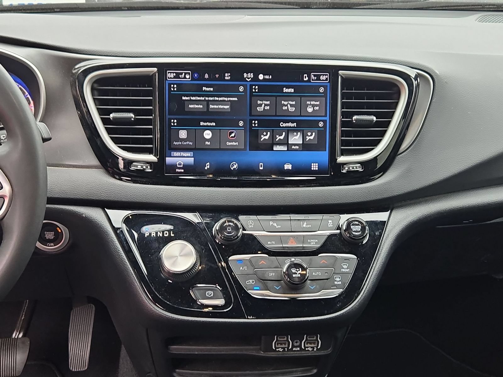 Used 2025 Chrysler Pacifica Select FWD image 14