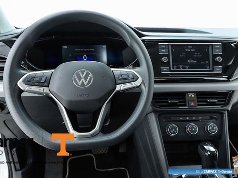 Used 2022 Volkswagen Taos S image 20