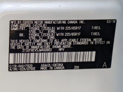 Used 2018 Toyota RAV4 LE image 30