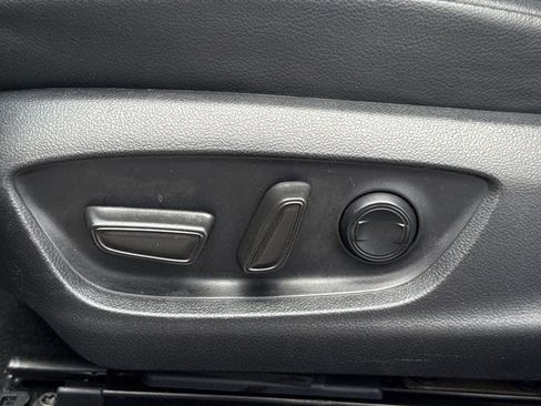 Used 2024 Toyota Camry SE FWD image 25