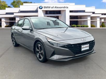Used 2023 Hyundai Elantra SEL w/ Convenience Package